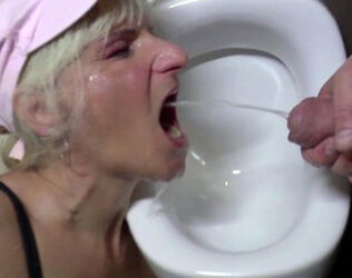 Mature tarts get urinate to gullet and rock hard pound